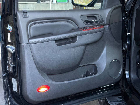 2014 Cadillac Escalade Premium