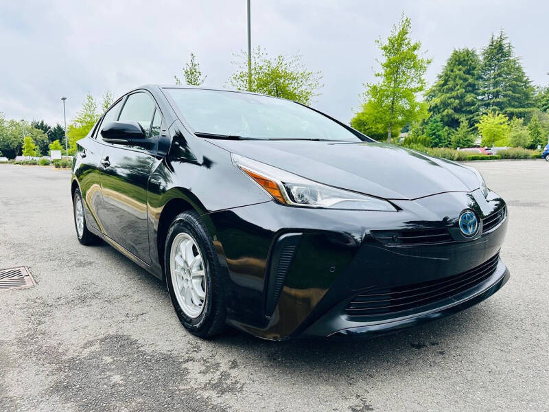 2021 Toyota Prius LE