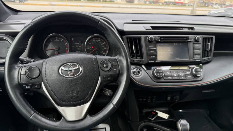 2018 Toyota RAV4 SE