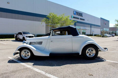 1934 Ford Cabriolet