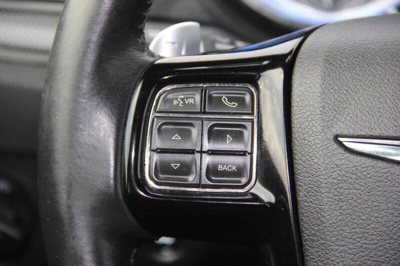 2012 Chrysler 300 S V6