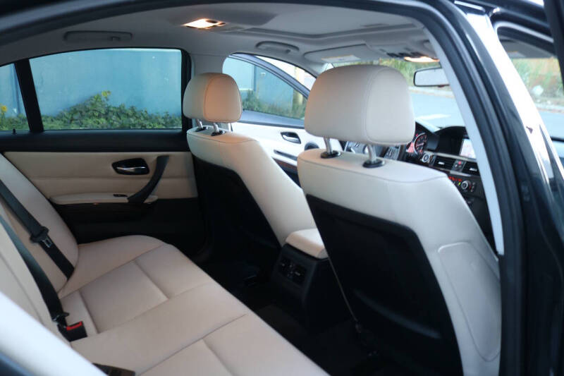 2011 BMW 3 Series 335i