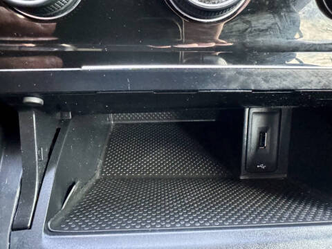 2019 Volkswagen Golf R 4Motion