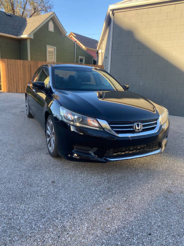 2015 Honda Accord Sport's photo