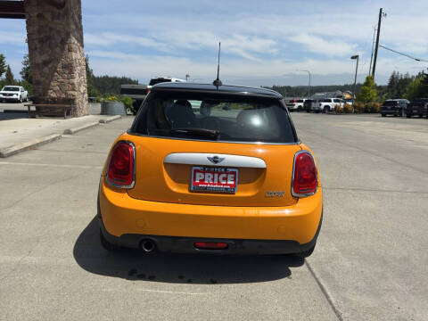 2015 MINI Hardtop 2 Door Cooper