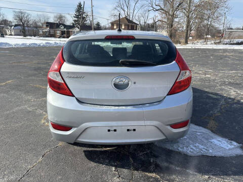 2017 Hyundai Accent SE