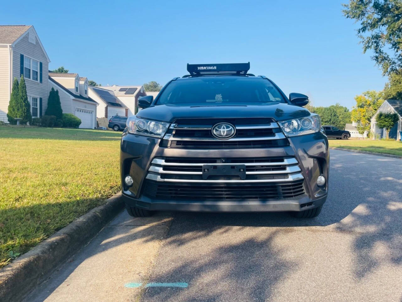 2017 Toyota Highlander for sale at Omega Auto Sales in Chesapeake, VA