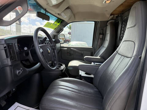 2020 Chevrolet Express 2500