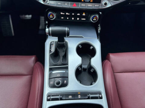 2022 Kia Stinger GT1