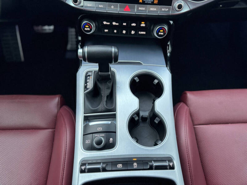 2022 Kia Stinger GT1