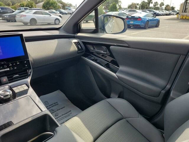 2024 Toyota bZ4X Limited