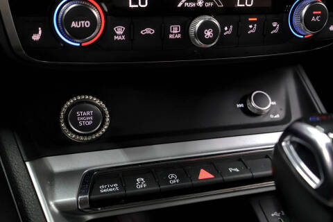 2020 Audi Q3 quattro Premium Plus 45 TFSI