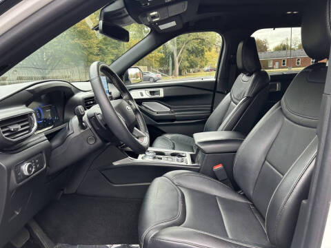 2020 Ford Explorer ST