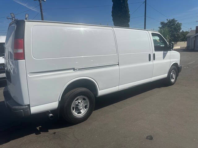 2018 Chevrolet Express 3500