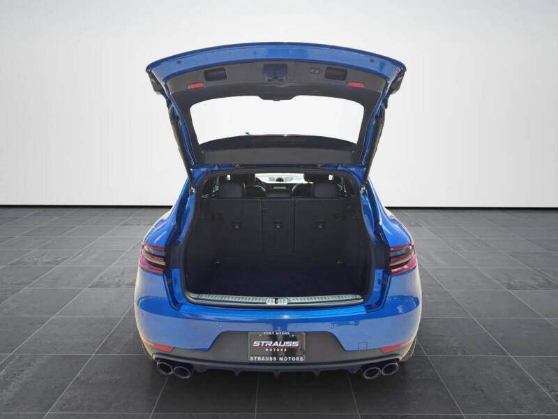 2016 Porsche Macan S