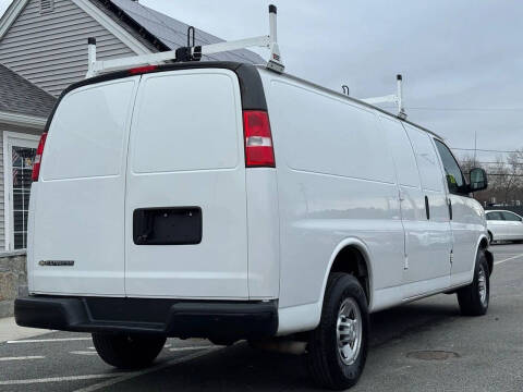 2020 Chevrolet Express 2500