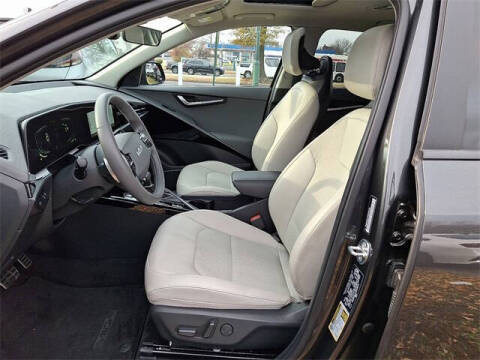 2025 Kia Niro EX Touring