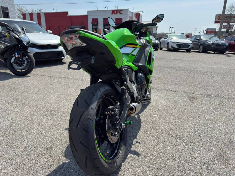 2025 Kawasaki EX650PSFAL Ninja 650 KRT (ABS)