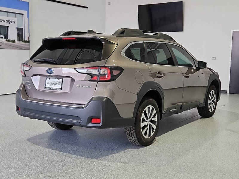 2023 Subaru Outback Premium
