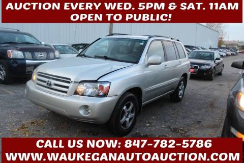 2004 Toyota Highlander for sale at Waukegan Auto Auction in Waukegan IL