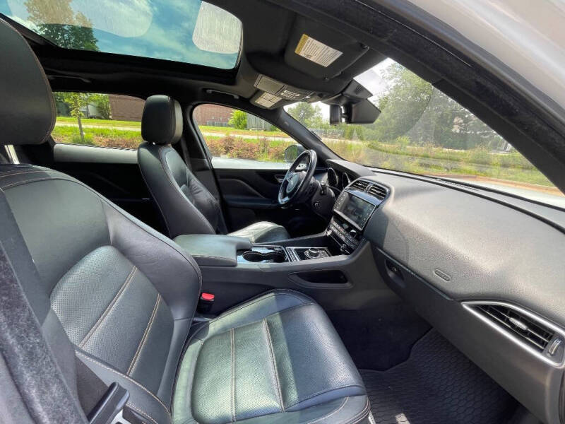 2017 Jaguar F-PACE 20d Prestige