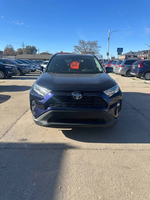 2021 Toyota RAV4 Hybrid XLE