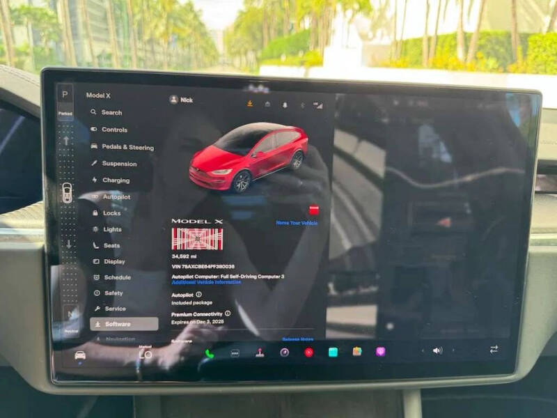 2023 Tesla Model X Plaid