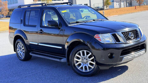 2010 Nissan Pathfinder LE