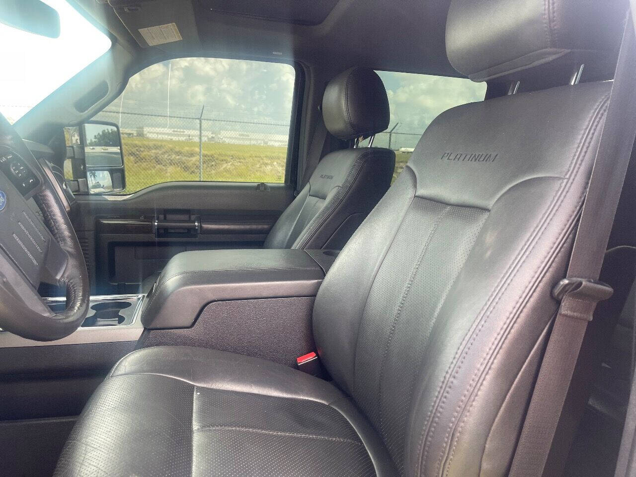2016 FORD F-250 Pickup - $29,900