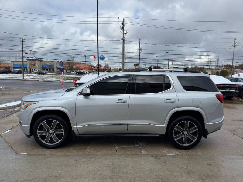2017 GMC Acadia Denali