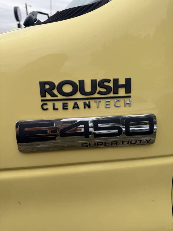 2019 Ford E-Series E-450 SD