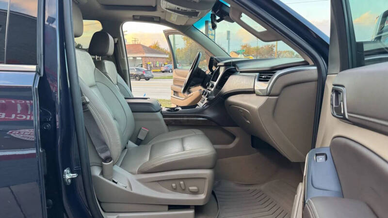 2019 Chevrolet Suburban LT