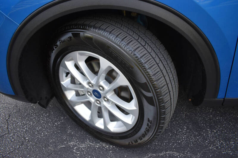 2021 Ford Escape Hybrid SE