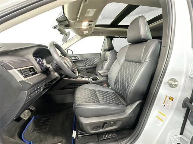 2023 Mitsubishi Outlander PHEV SEL