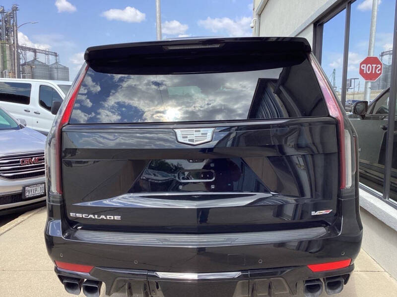 2023 Cadillac Escalade-V