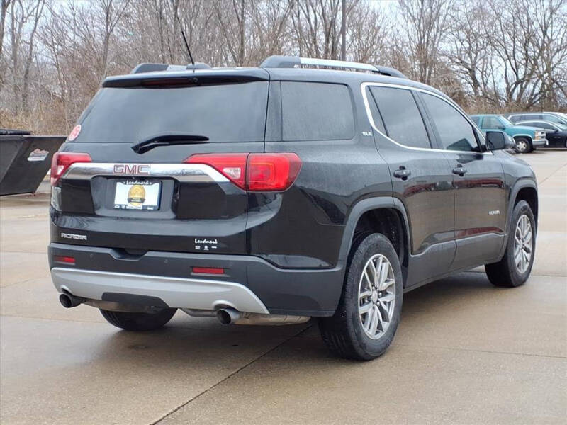 2019 GMC Acadia SLE-2