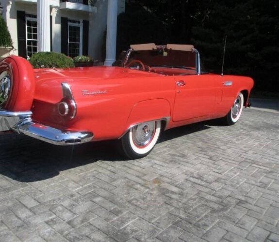 1956 Ford Thunderbird