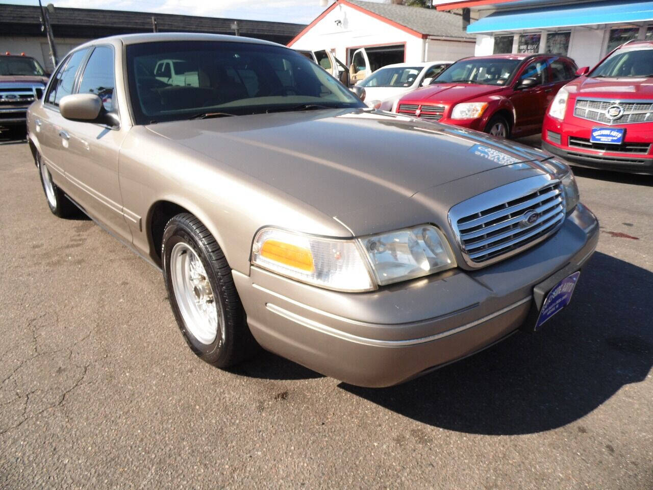 2001 Ford Crown Victoria For Sale In Virginia Beach, VA