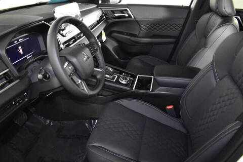 2025 Mitsubishi Outlander PHEV SEL Black Edition