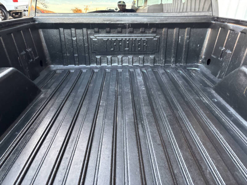 2004 Chevrolet Silverado 1500 Work Truck