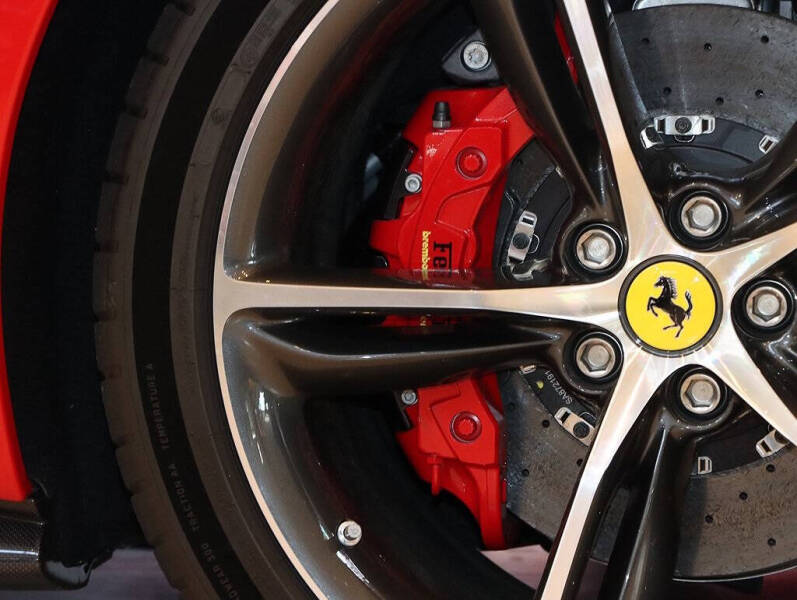 2024 Ferrari 296 GTS