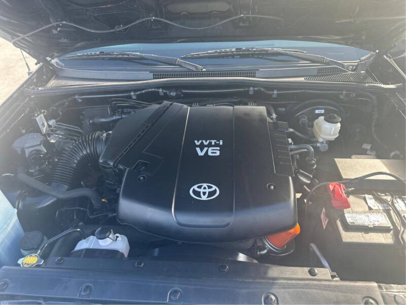 2014 Toyota Tacoma Base photo 13