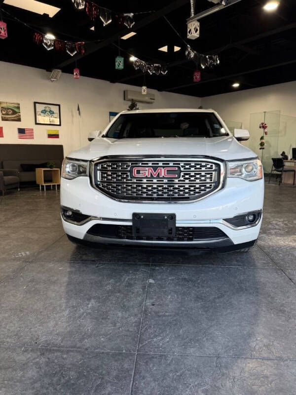 2018 GMC Acadia Denali