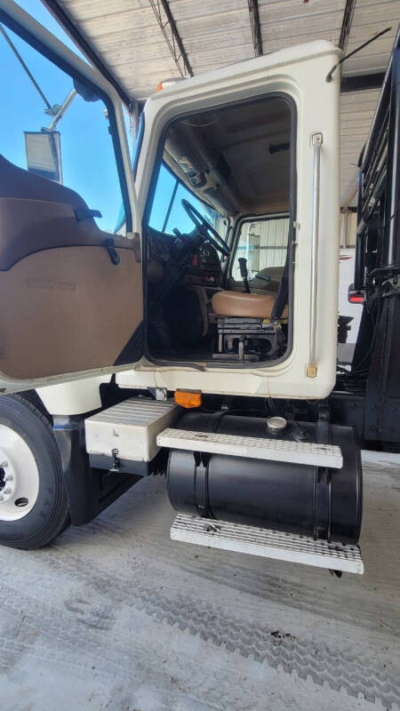 2007 Mack Granite