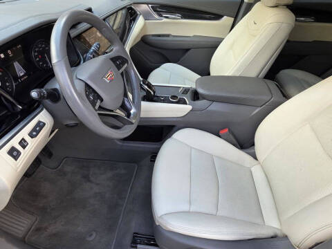 2020 Cadillac XT6 Premium Luxury