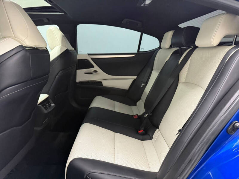 2022 Lexus ES 350 F SPORT