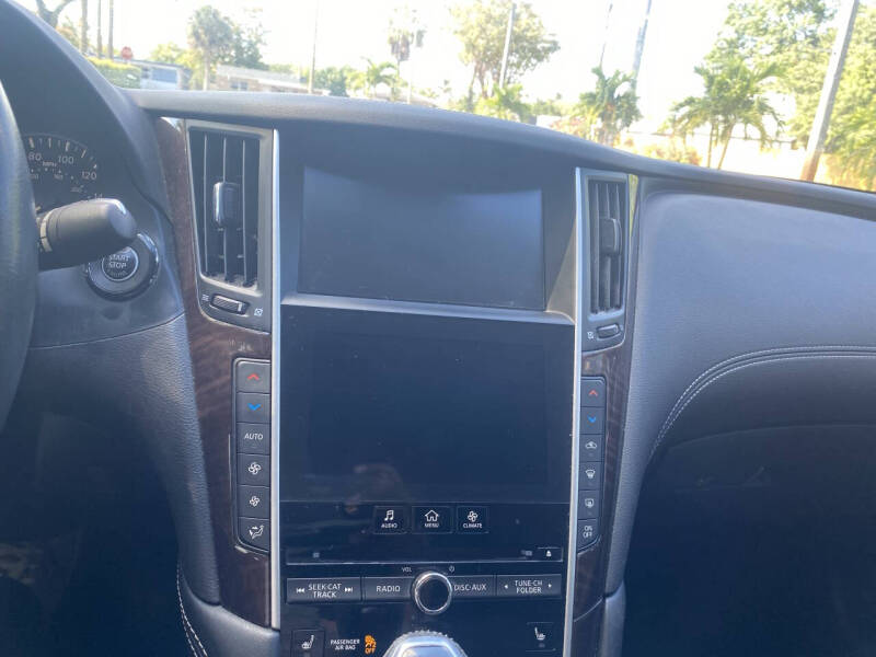 2018 Infiniti Q50 3.0T Luxe