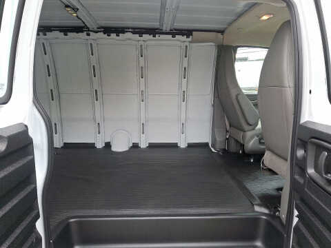 2025 Chevrolet Express 2500