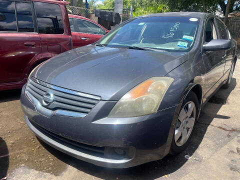 2007 Nissan Altima for sale at STEECO MOTORS in Tampa FL