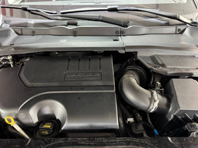 2020 Jaguar E-PACE P250 SE